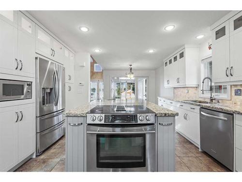 765 East Chestermere Drive, Chestermere, AB - Indoor Photo Showing Kitchen With Stainless Steel Kitchen With Upgraded Kitchen