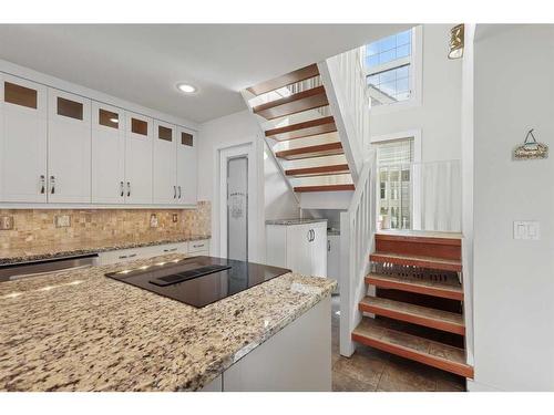 765 East Chestermere Drive, Chestermere, AB - Indoor Photo Showing Kitchen