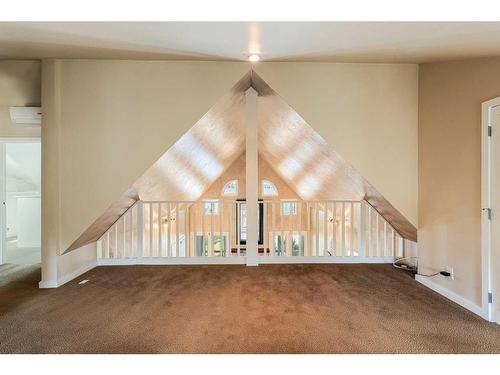 765 East Chestermere Drive, Chestermere, AB - Indoor Photo Showing Other Room