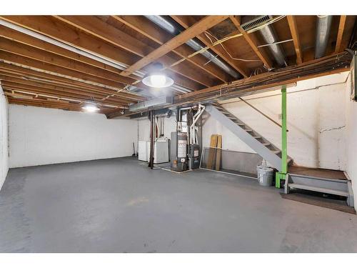 3-4531 7 Avenue Se, Calgary, AB - Indoor Photo Showing Basement