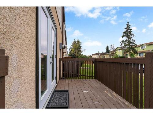 3-4531 7 Avenue Se, Calgary, AB - Outdoor With Exterior