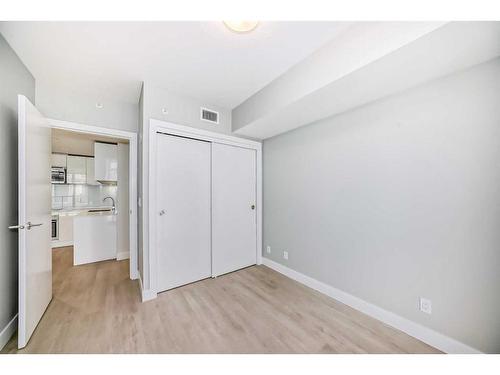 2305-1188 3 Street Se, Calgary, AB - Indoor Photo Showing Other Room