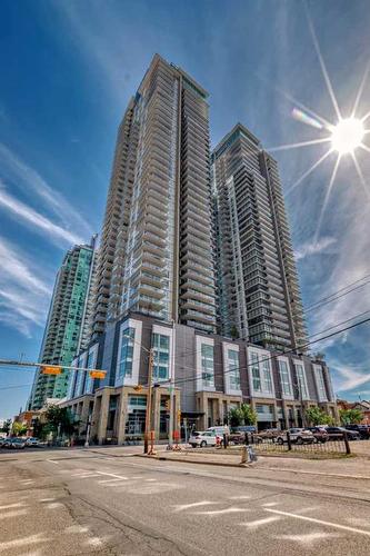 2305-1188 3 Street Se, Calgary, AB - Outdoor With Facade