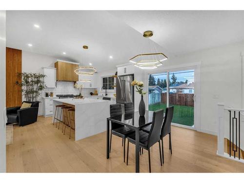 3244 Barr Road Nw, Calgary, AB - Indoor