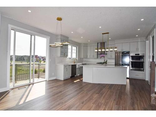 114 Carringford Close, Calgary, AB - Indoor Photo Showing Kitchen With Upgraded Kitchen