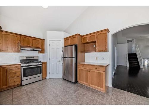 363 Taracove Estate Drive Ne, Calgary, AB - Indoor Photo Showing Kitchen