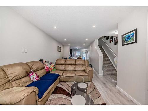 315-31 Red Embers Parade Ne, Calgary, AB - Indoor Photo Showing Living Room