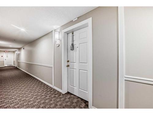 317-260 Shawville Way Se, Calgary, AB - Indoor Photo Showing Other Room