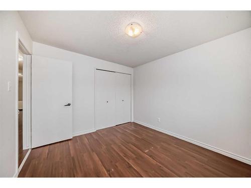 6303 Penbrooke Drive Se, Calgary, AB - Indoor Photo Showing Other Room