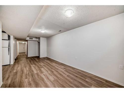 6303 Penbrooke Drive Se, Calgary, AB - Indoor Photo Showing Other Room