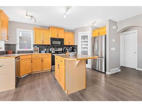 303 Sagewood Landing Sw, Airdrie, AB - Indoor Photo Showing Kitchen With Stainless Steel Kitchen