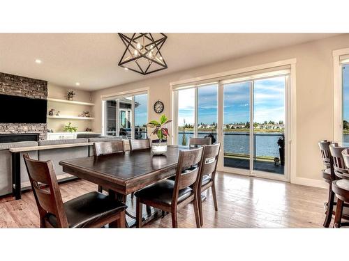 43 Lakes Estates Circle, Strathmore, AB - Indoor Photo Showing Dining Room