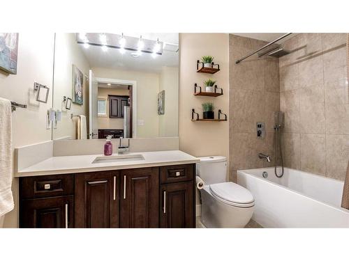 43 Lakes Estates Circle, Strathmore, AB - Indoor Photo Showing Bathroom