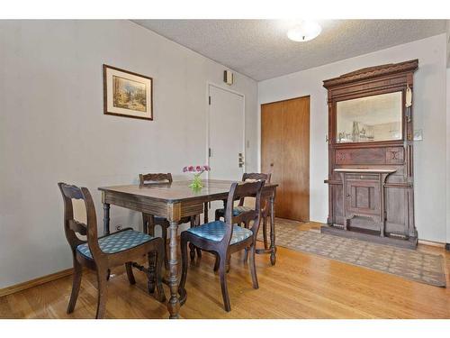 2920 5 Avenue Nw, Calgary, AB - Indoor Photo Showing Dining Room