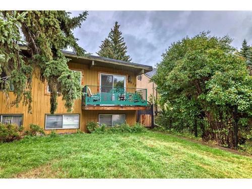 7918 33 Avenue Nw, Calgary, AB - Outdoor With Balcony