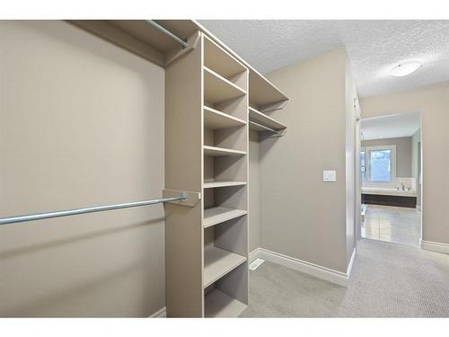 1404 21 Avenue Nw, Calgary, AB - Indoor With Storage