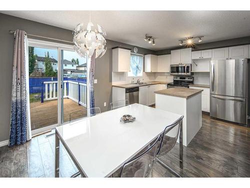 362 Copperfield Grove Se, Calgary, AB - Indoor