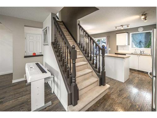 362 Copperfield Grove Se, Calgary, AB - Indoor