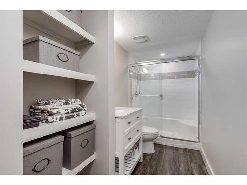 25 Cranleigh Heath Se, Calgary, AB - Indoor Photo Showing Bathroom