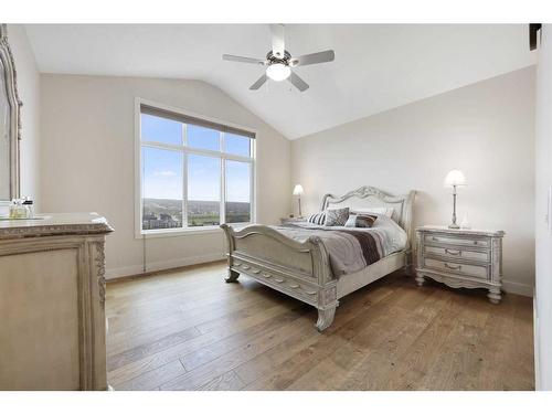 59 Evansridge View Nw, Calgary, AB - Indoor Photo Showing Bedroom