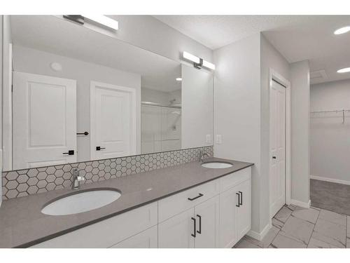 232 Belvedere Drive Se, Calgary, AB - Indoor Photo Showing Bathroom