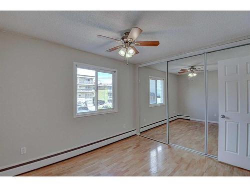 203-126 24 Avenue Sw, Calgary, AB - Indoor Photo Showing Other Room