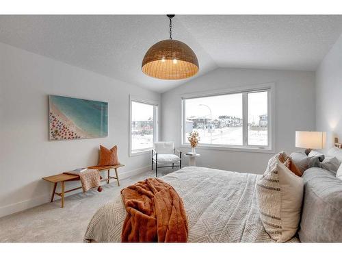 30 Fireside Point, Cochrane, AB - Indoor Photo Showing Bedroom