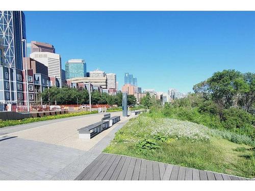 361-333 Riverfront Avenue Se, Calgary, AB - Outdoor