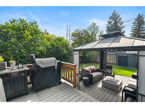 916 Kerfoot Crescent Sw, Calgary, AB - Outdoor With Deck Patio Veranda