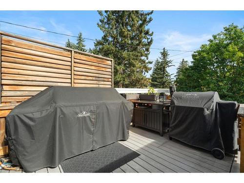 916 Kerfoot Crescent Sw, Calgary, AB - Outdoor With Deck Patio Veranda With Exterior