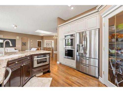 43 Palomino Boulevard, Rural Rocky View County, AB - Indoor Photo Showing Kitchen With Upgraded Kitchen