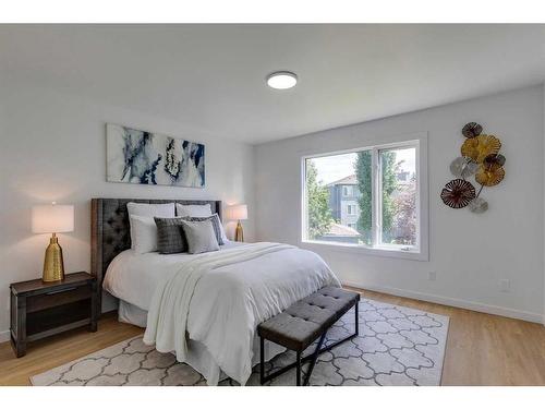 16 Hawktree Close Nw, Calgary, AB - Indoor Photo Showing Bedroom