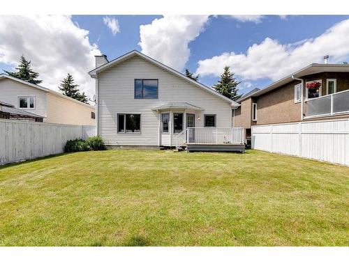 16 Hawktree Close Nw, Calgary, AB - Outdoor