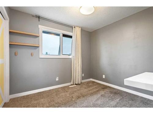 51 Stafford Street, Crossfield, AB - Indoor Photo Showing Other Room