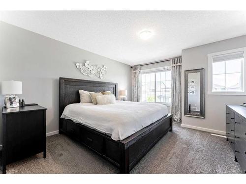 32 Legacy Glen Manor Se, Calgary, AB - Indoor Photo Showing Bedroom