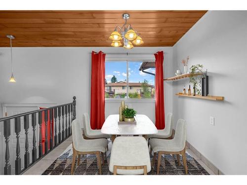 C-1407 44 Street Ne, Calgary, AB - Indoor Photo Showing Dining Room