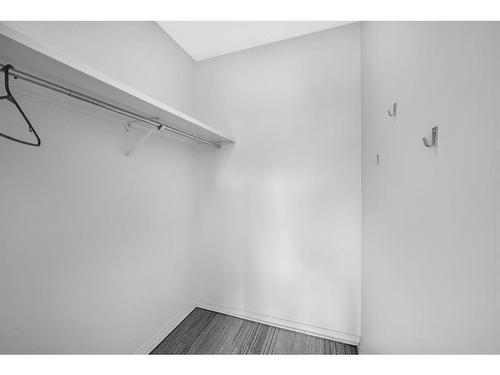 C-1407 44 Street Ne, Calgary, AB - Indoor With Storage