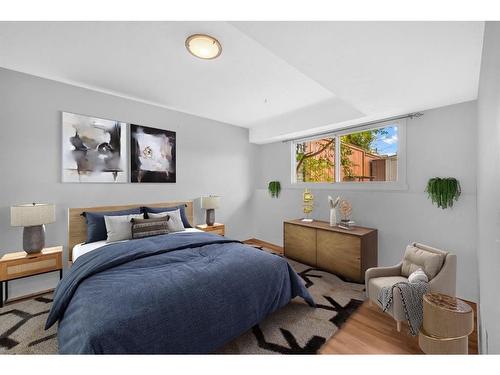 C-1407 44 Street Ne, Calgary, AB - Indoor Photo Showing Bedroom