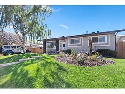 80 Allandale Close SE Calgary, AB T2H 1V9