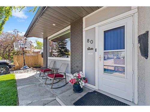 80 Allandale Close Se, Calgary, AB 