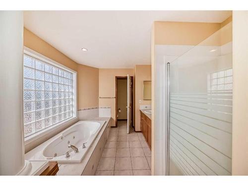 180 West Creek Drive, Chestermere, AB - Indoor Photo Showing Bathroom