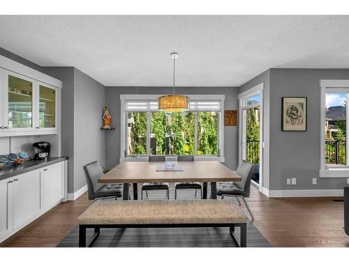 57 Rockcliff Heights Nw, Calgary, AB - Indoor Photo Showing Dining Room