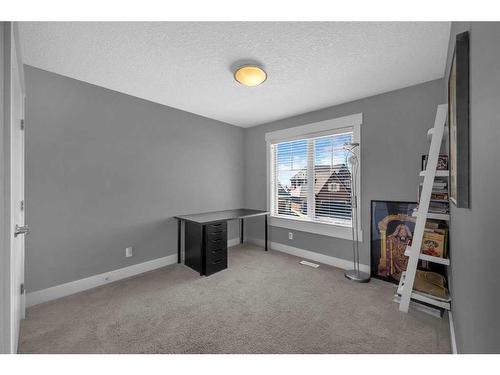 57 Rockcliff Heights Nw, Calgary, AB - Indoor