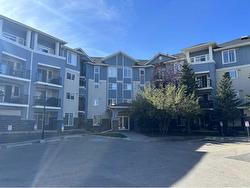 108-120 Country Village Circle NE Calgary, AB T3K 0E4