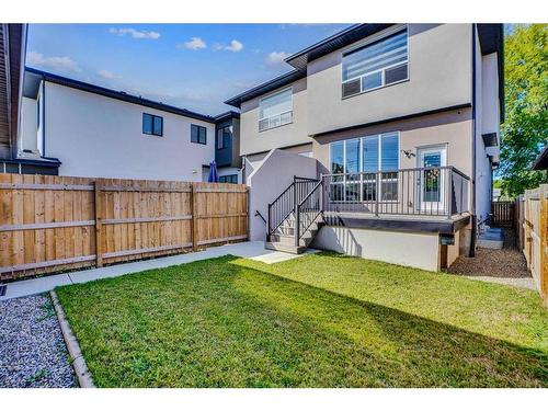 2214 1 Street Nw, Calgary, AB - Outdoor