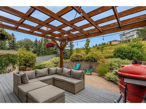 7866 Springbank Way Sw, Calgary, AB - Outdoor With Deck Patio Veranda