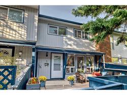 28-5315 53 Avenue NW Calgary, AB T3A 2E7