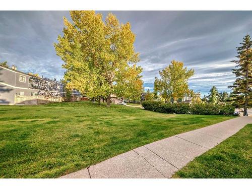 28-5315 53 Avenue Nw, Calgary, AB - Outdoor