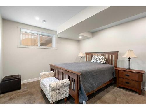 25 2 Street Se, High River, AB - Indoor Photo Showing Bedroom