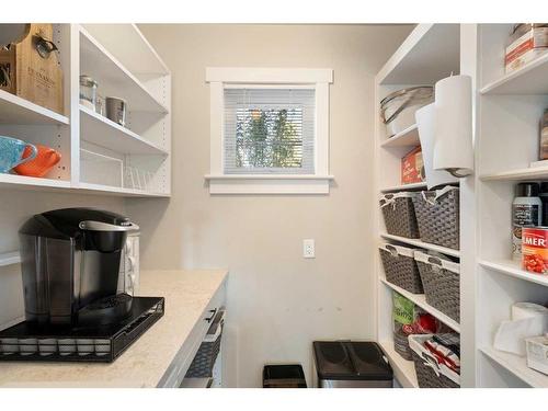 25 2 Street Se, High River, AB - Indoor With Storage